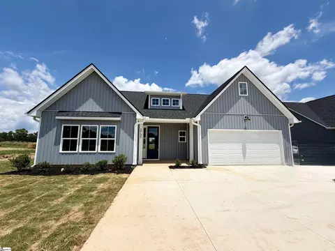 2735 Friendship Church Rd, Gray Court, SC 29645