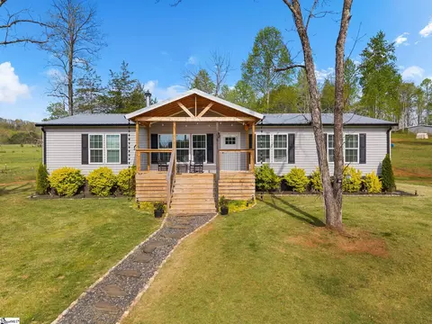 3015 Pumpkintown Hwy, Pickens, SC 29671