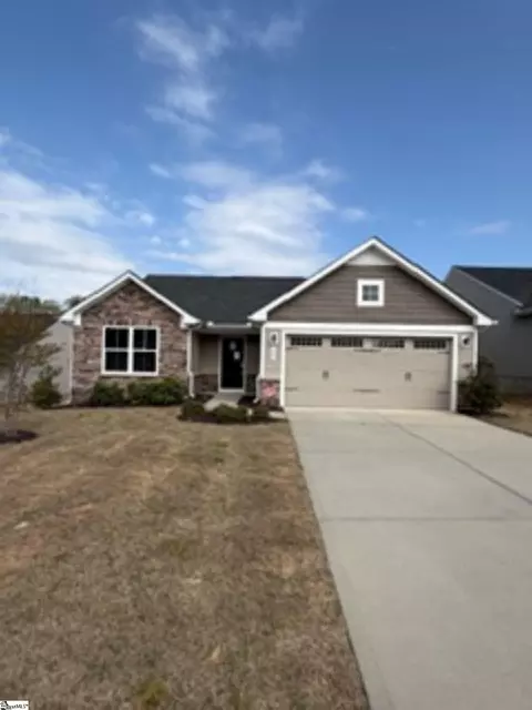 640 Olivia Springs Dr, Spartanburg, SC 29302