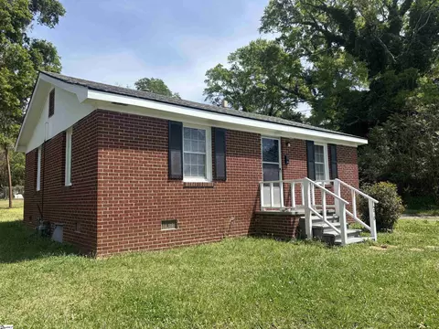 270 Rev Wilson Dr, Spartanburg, SC 29306