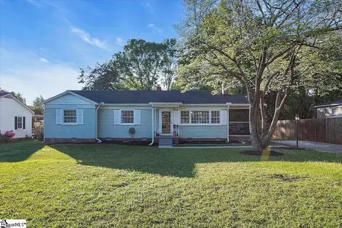 703 Shands St, Clinton, SC 29325