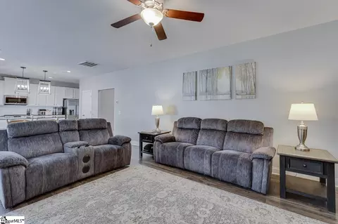 Entry Way - 115 Mayfield Crossing Ln, Greer, SC 29651 photo 4 of 5