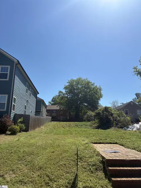 217 S Calhoun St, Greenville, SC 29601