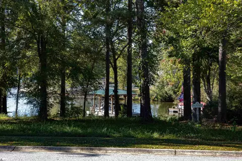 512 Grand Harbor Blvd, Ninety Six, SC 29666