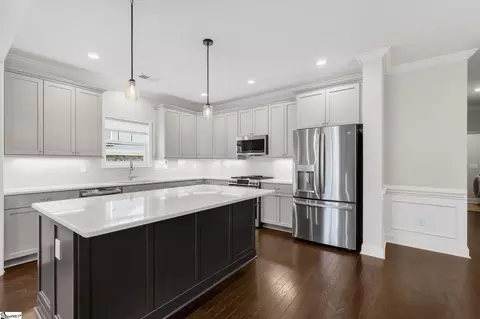 Kitchen - 28 Peckham St, Greenville, SC 29607 photo 3 of 6