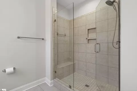 Bath - 28 Peckham St, Greenville, SC 29607 photo 1 of 3