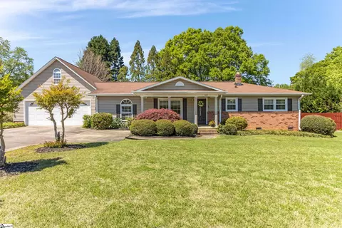 203 Le Ann Dr, Easley, SC 29642