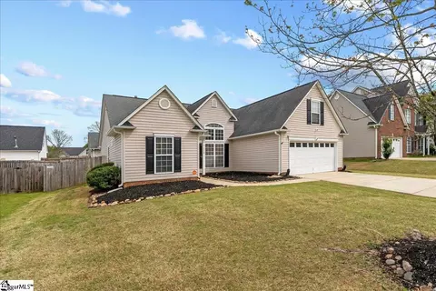 Exterior - 110 Hickory Run Dr, Easley, SC 29642 photo 3 of 7