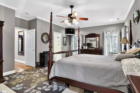 Bedroom - 181 Lake Dr, Greer, SC 29651 photo 1 of 6