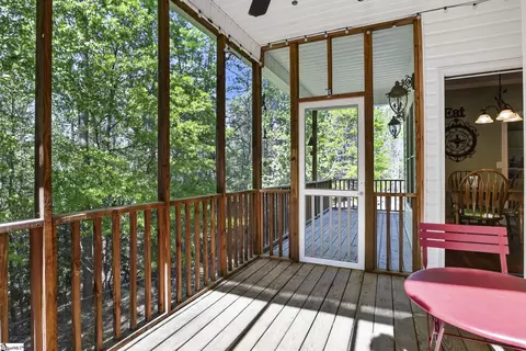 Exterior - 181 Lake Dr, Greer, SC 29651 photo 4 of 8