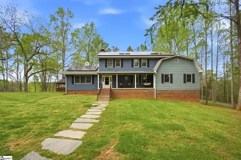 646 Flat Shoals Rd, Walhalla, SC 29691