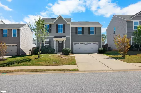 605 Maplestead Farm Ct, Greenville, SC 29617