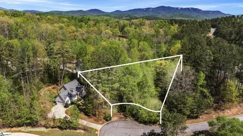 8 Silkvine Ct, Travelers Rest, SC 29690