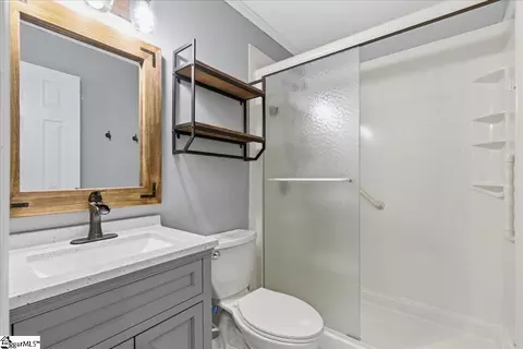 Bath - 207 E Celestial Dr, Greer, SC 29651 photo 2 of 2