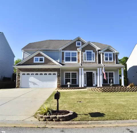 102 River Summit Dr, Simpsonville, SC 29681