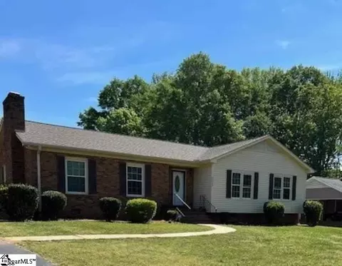 115 Cotswold Ave, Moore, SC 29369