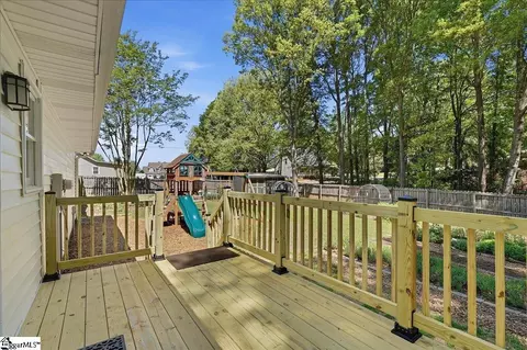 Exterior - 501 Hickory Ln, Pendleton, SC 29670 photo 2 of 7