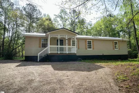 209 Bushy Creek Rd, Woodruff, SC 29388