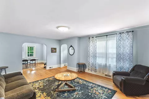 Living - 25 Central Ave, Honea Path, SC 29654 photo 3 of 3