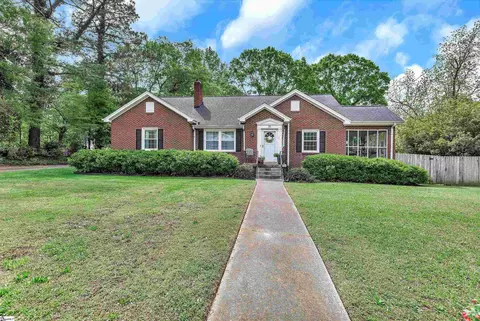 25 Central Ave, Honea Path, SC 29654