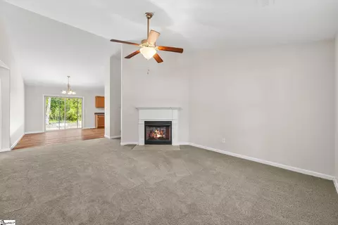 113 Crofton Ct, Easley, SC 29642 photo 5