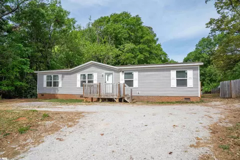506 W Manning St, Chesnee, SC 29323