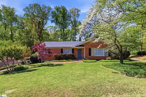 7 Dera St, Greenville, SC 29615