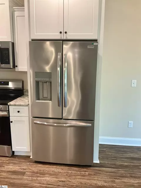 Kitchen - 105 Dacus St, Williamston, SC 29697 photo 2 of 5