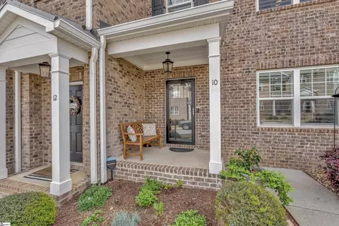 10 Peckham St, Greenville, SC 29607