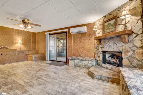 270 Red Hawk Dr, Campobello, SC 29322 photo 7