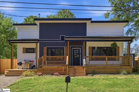 15 Littlejohn St, Inman, SC 29349