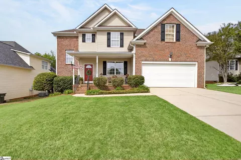 702 Austin Woods Ct, Greer, SC 29651
