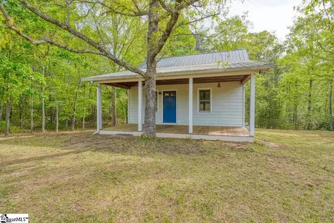1810 Skunk Hollow Rd, Campobello, SC 29322