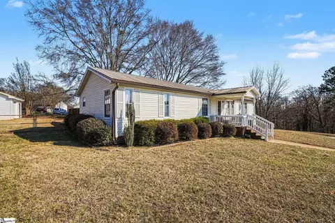 414 Latham Rd, Easley, SC 29640 photo 2