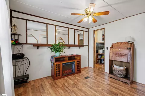 414 Latham Rd, Easley, SC 29640 photo 10