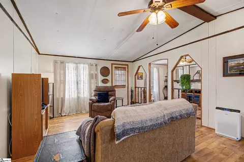 414 Latham Rd, Easley, SC 29640 photo 4