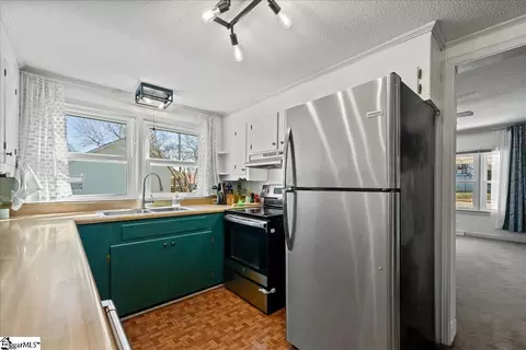 Kitchen - 6 Fuller St, Pelzer, SC 29669 photo 1 of 3