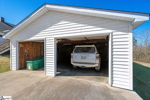 Exterior - 6 Fuller St, Pelzer, SC 29669 photo 4 of 9