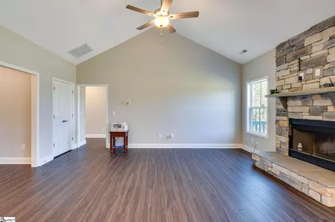 Living - 303 Terry Rd, Bostic, NC 28018 photo 2 of 5