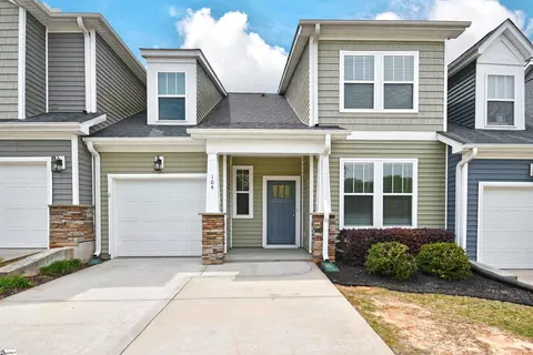104 Tiger Pond Rd, Easley, SC 29642