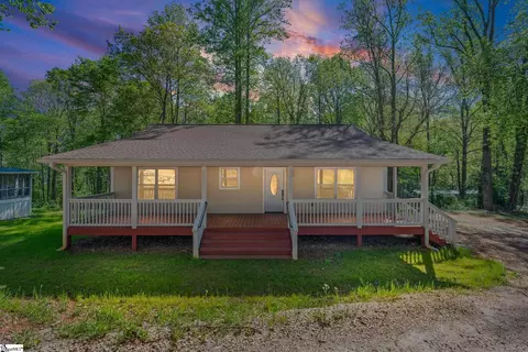 2134 Geer Hwy, Travelers Rest, SC 29690