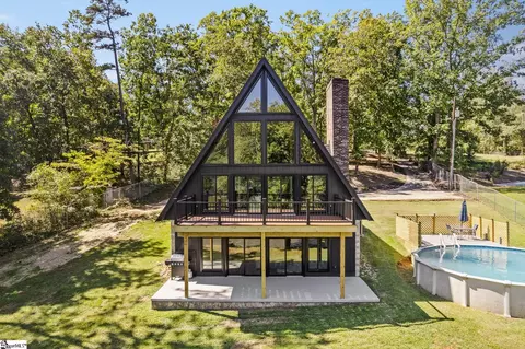 303 Snyder Rd, Easley, SC 29640