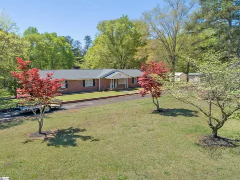 161 Joy Glen Dr, Easley, SC 29642