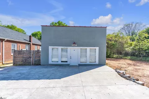 612 W Main St, Easley, SC 29640