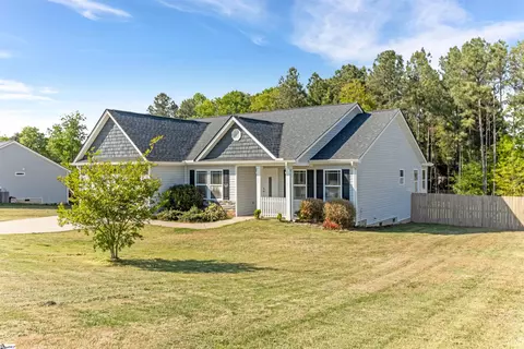 129 Fruitridge Trl, Inman, SC 29349