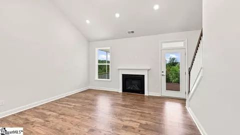 Living - 701 Hidden Creek Ct, Seneca, SC 29678 photo 1 of 3