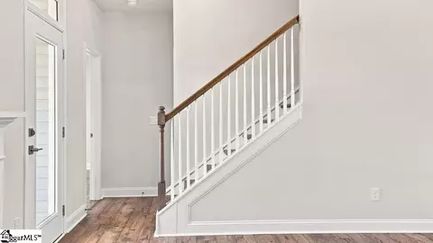 Entry Way - 701 Hidden Creek Ct, Seneca, SC 29678 photo 6 of 8