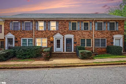 1434 Dover Rd, Spartanburg, SC 29301