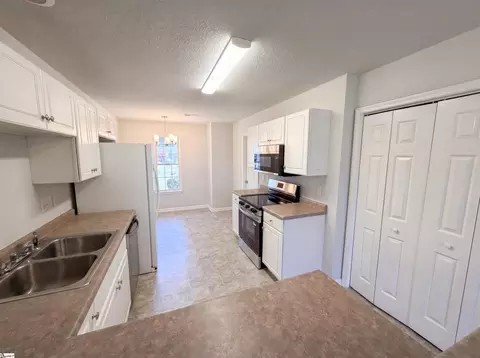 Kitchen - 315 Springfield Cir, Easley, SC 29642 photo 1 of 2