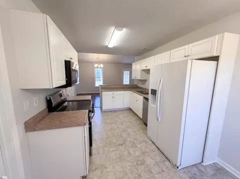 Kitchen - 315 Springfield Cir, Easley, SC 29642 photo 2 of 2